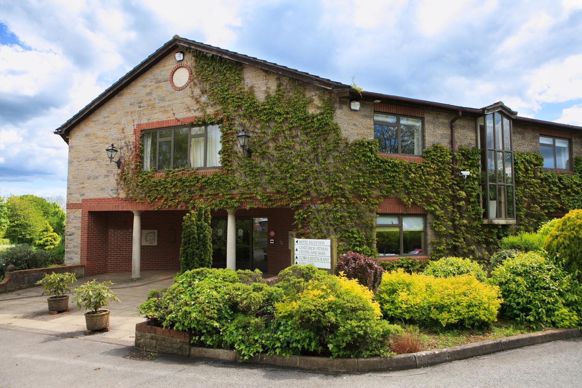 Staying In Somerset: 4 Romantic Hotels Compared